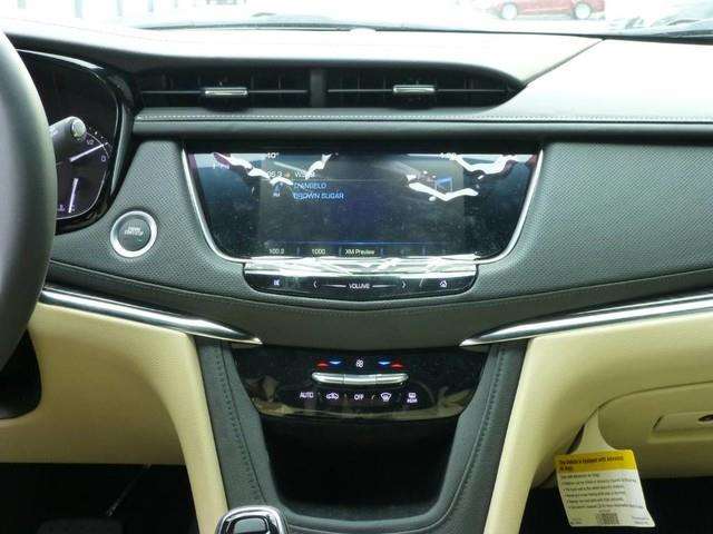 2017 Cadillac XT5 4dr SUV